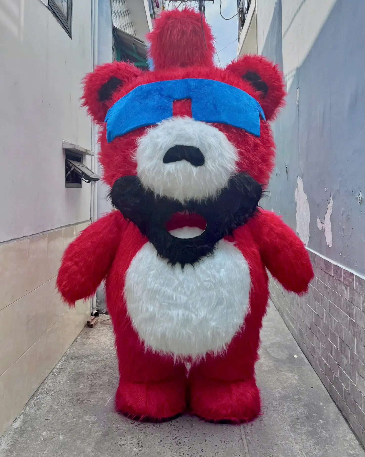 Mascot Gấu Bearbrick Đỏ 1 Mascot Gấu Bearbrick Đỏ