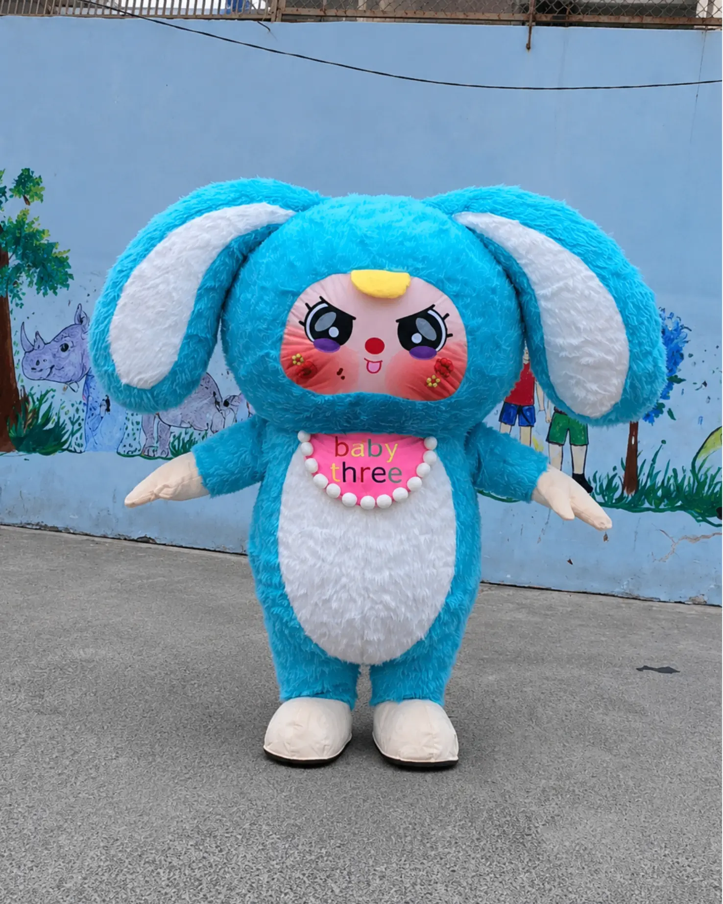 Mascot Baby Three Xanh Tai Cụp 1 Mascot Baby Three Xanh Tai Cụp
